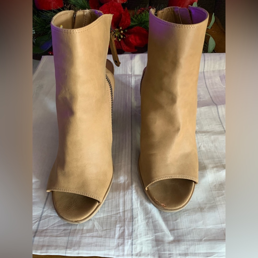 D V Booties - image 7